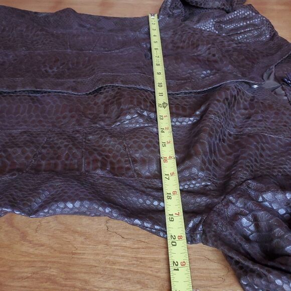 Dana Buchman Faux Snakeskin Jacket M Chocolate Brown Snake Reptile Snap Front - Picture 9 of 11